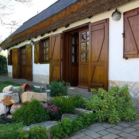 Sweet Vendeghaz * גיינסדיאס